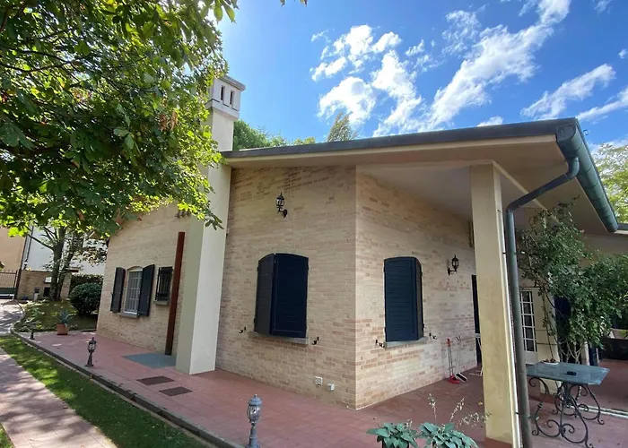 Villa Gemmano'S Villa With Pool And Vineyard