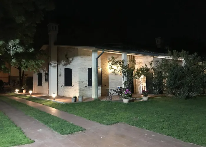 Gemmano'S Villa With Pool And Vineyard Villa *