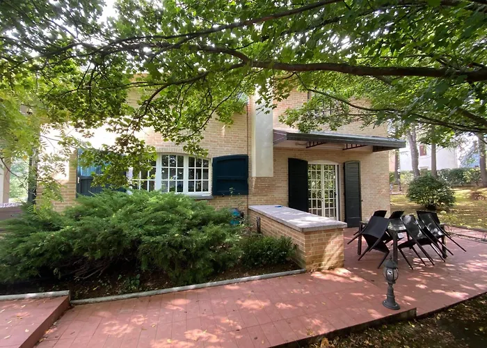 Gemmano'S Villa With Pool And Vineyard Villa *